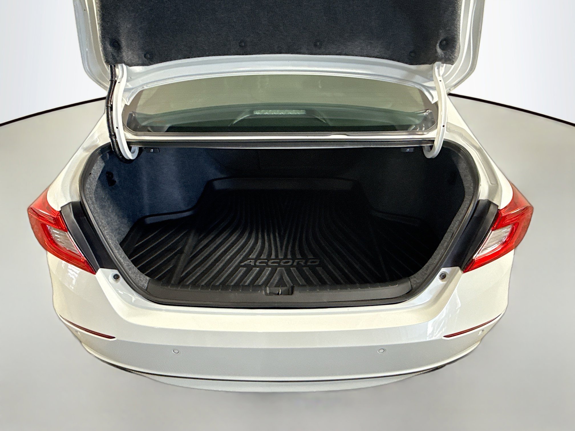 Used 2021 Honda Accord EX-L image 35