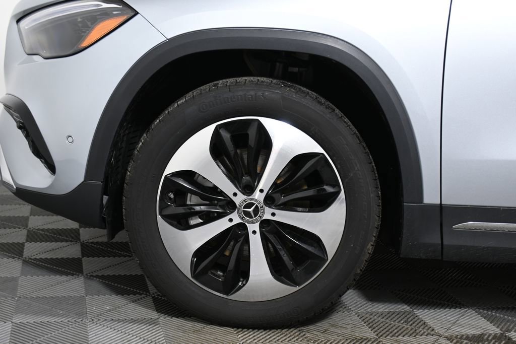 Certified 2026 Mercedes-Benz GLA 250 4MATIC image 11