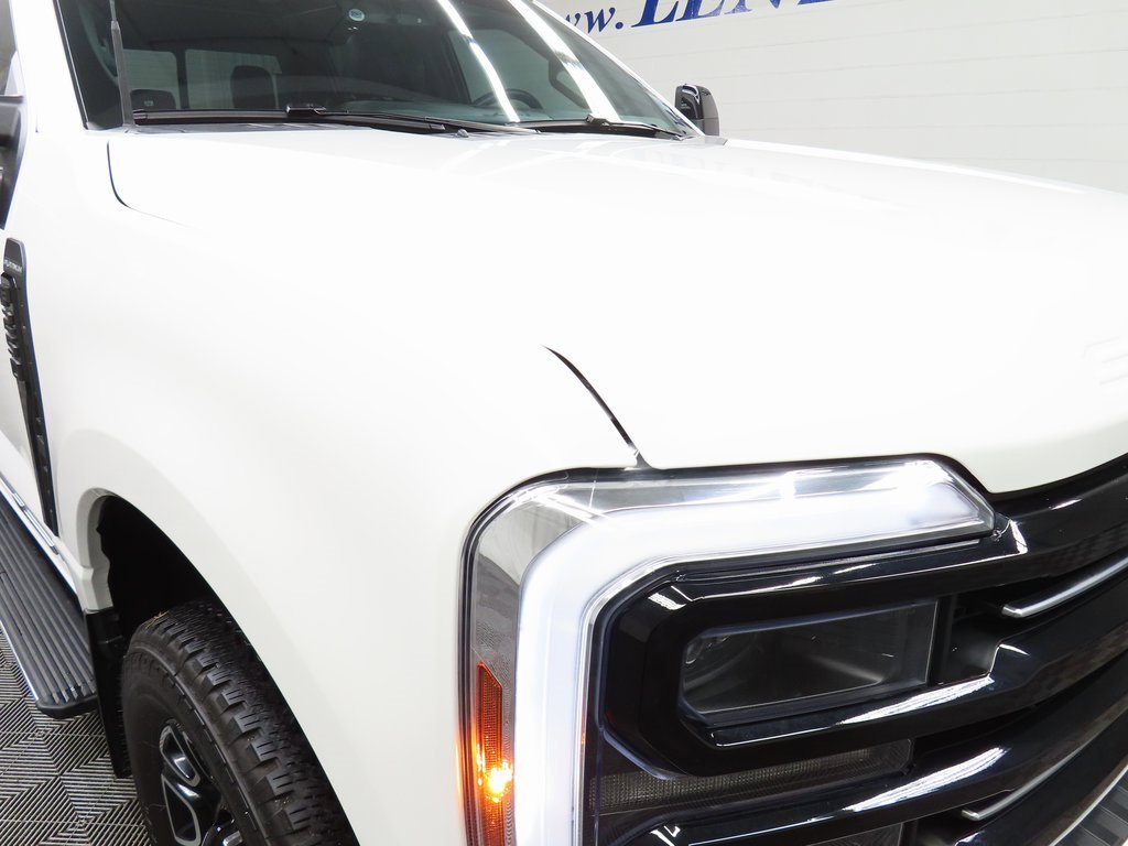 Used 2025 Ford F250 Platinum image 30