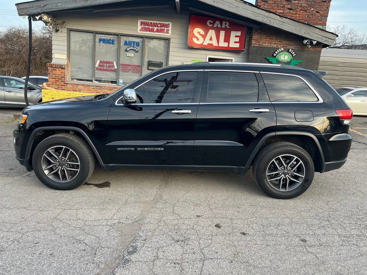 Used 2020 Jeep Grand Cherokee Limited w/ Luxury Group II image 2