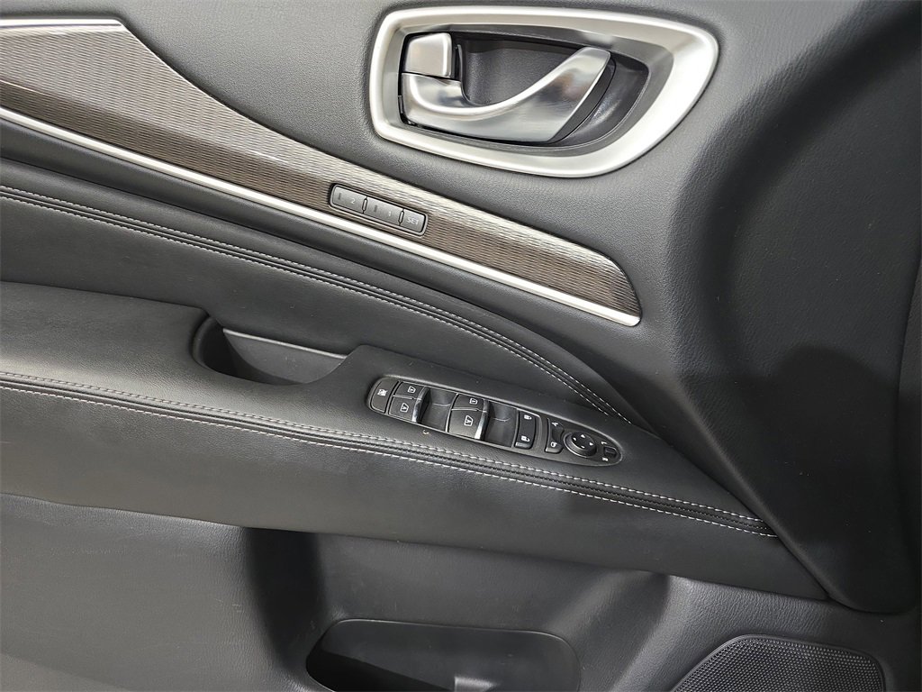 Used 2016 INFINITI QX60 AWD w/ Premium Plus Package image 30