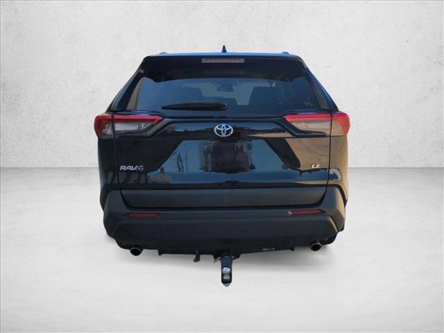 Used 2022 Toyota RAV4 LE FWD image 6