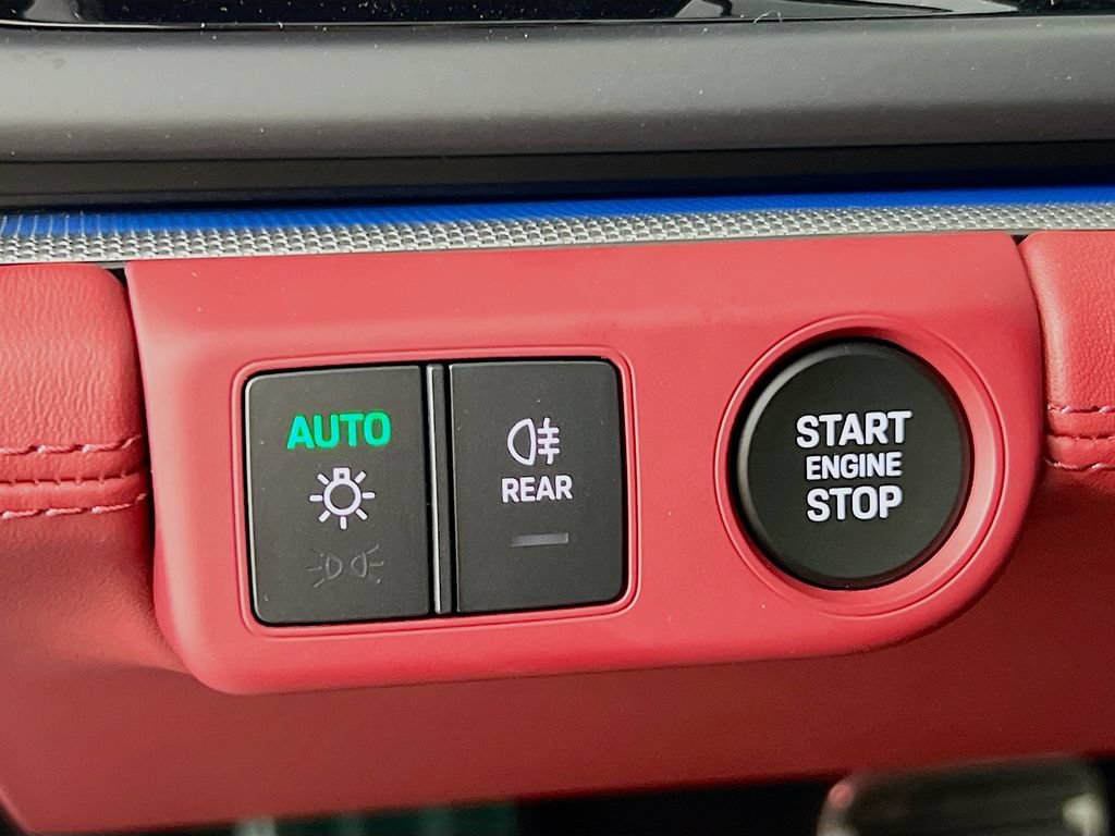 New 2026 Porsche Panamera 4 AWD/4WD image 11