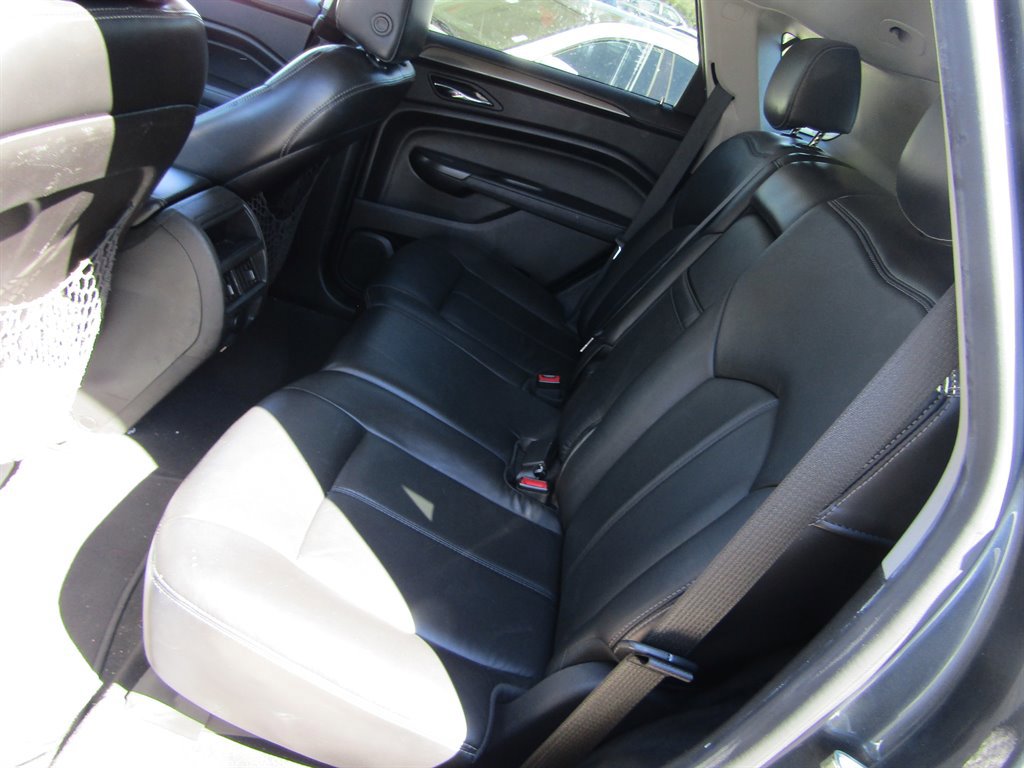 Used 2012 Cadillac SRX FWD image 8