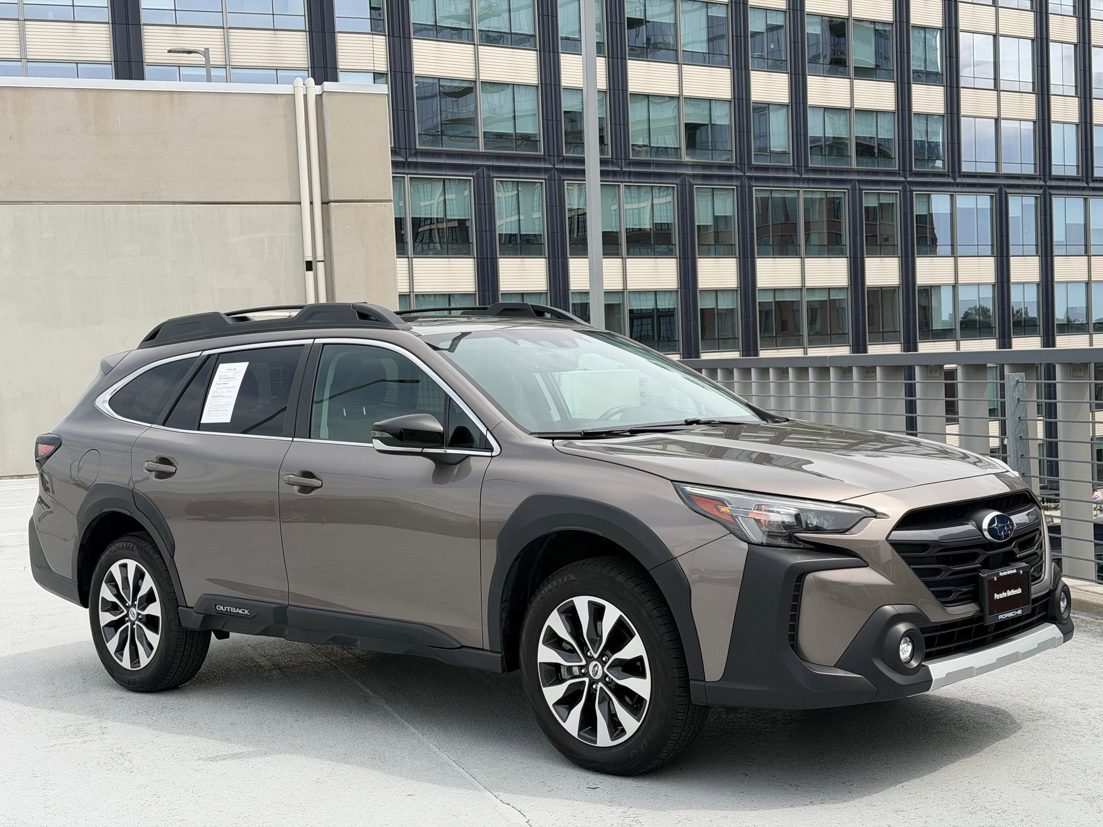 Used 2024 Subaru Outback Limited AWD/4WD image 9