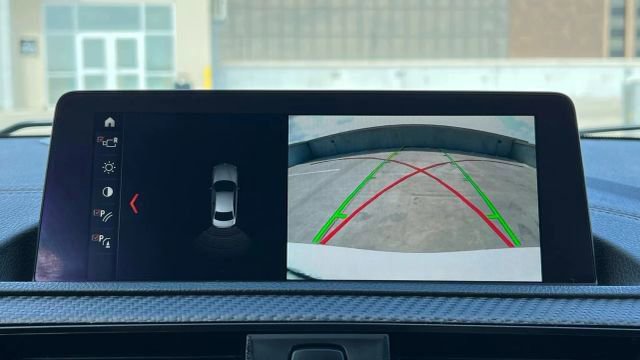 Used 2018 BMW M2 image 36