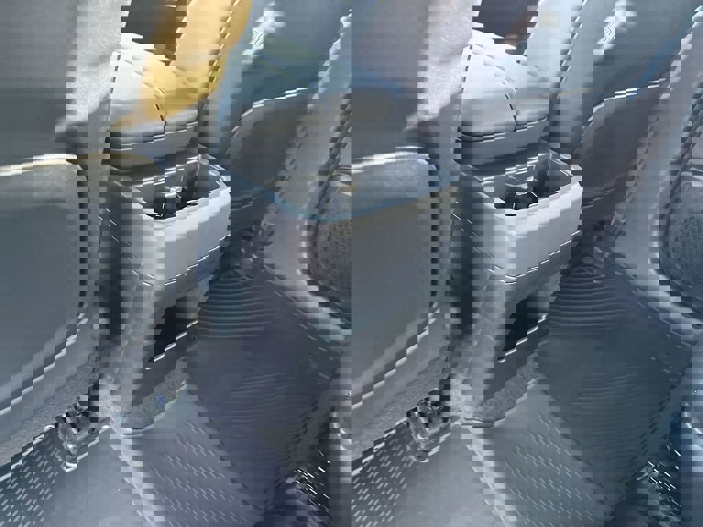 New 2027 Kia Telluride S image 30