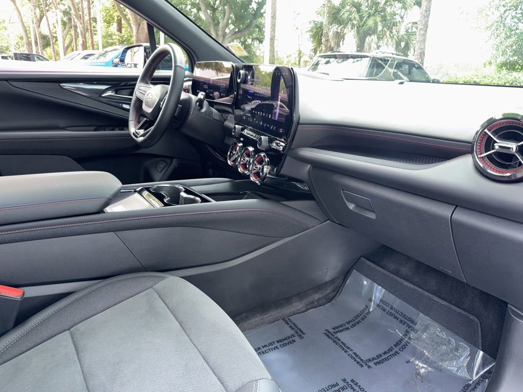 Used 2025 Chevrolet Blazer EV RS RWD image 51