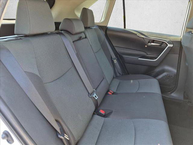 Used 2025 Toyota RAV4 XLE FWD image 18