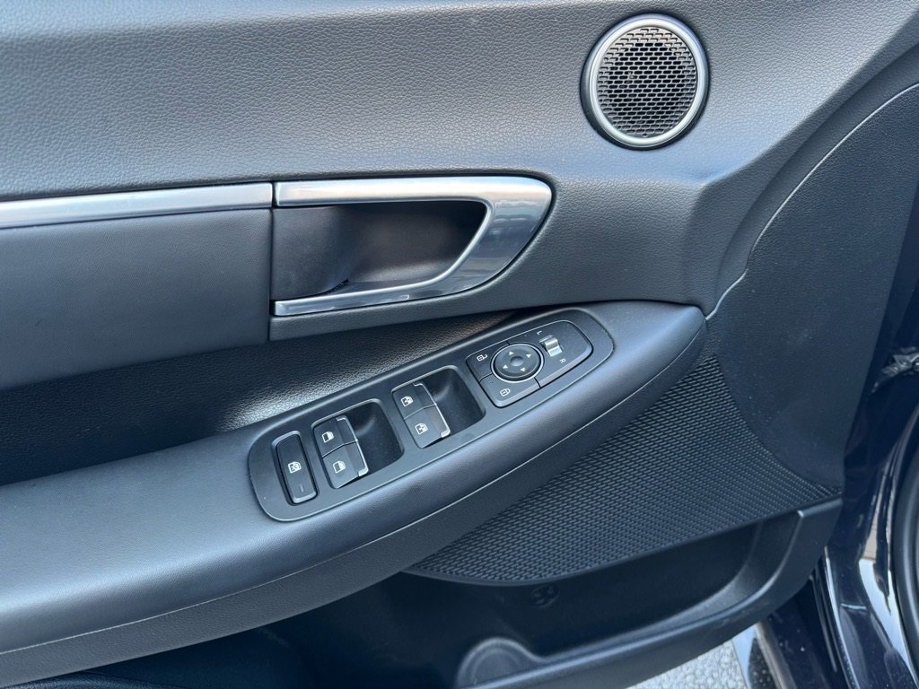 Certified 2023 Hyundai Sonata SEL image 9