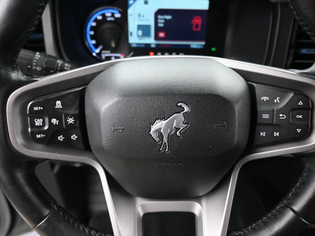 Used 2023 Ford Bronco Wildtrak image 9