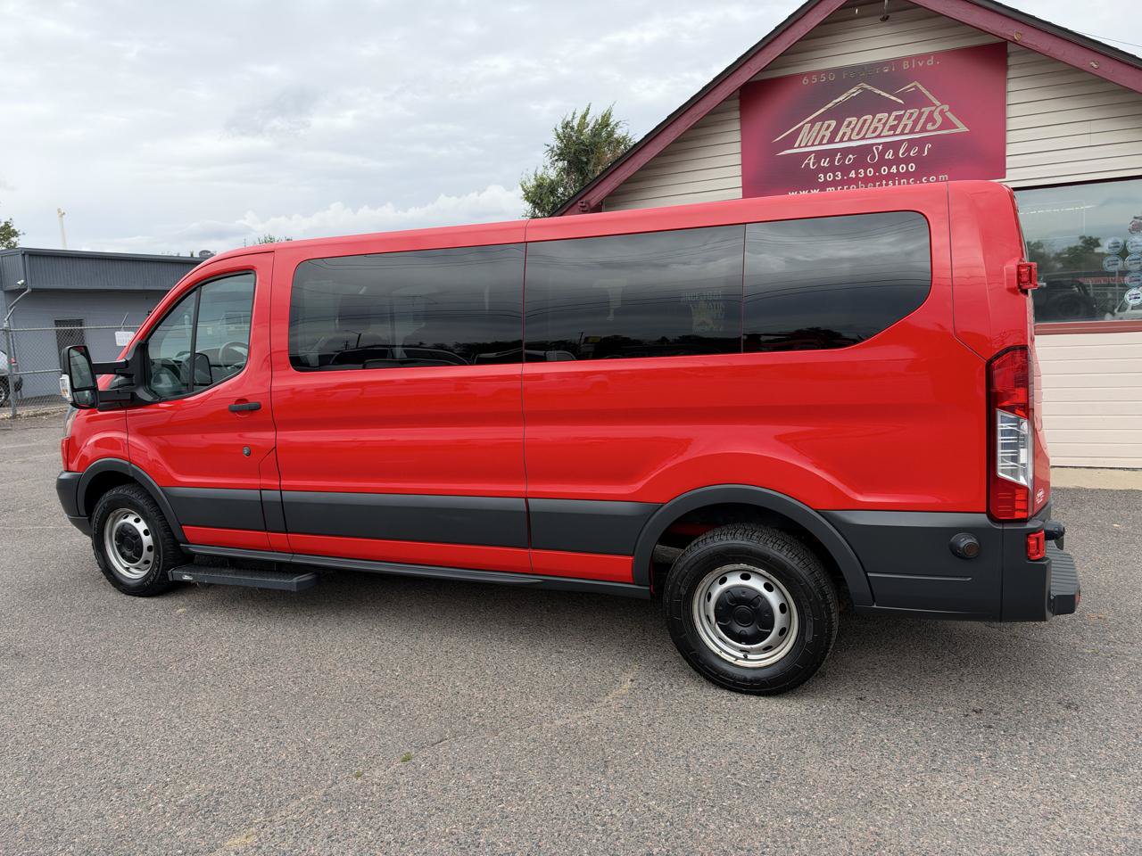 Used 2017 Ford Transit 350 XL RWD image 14