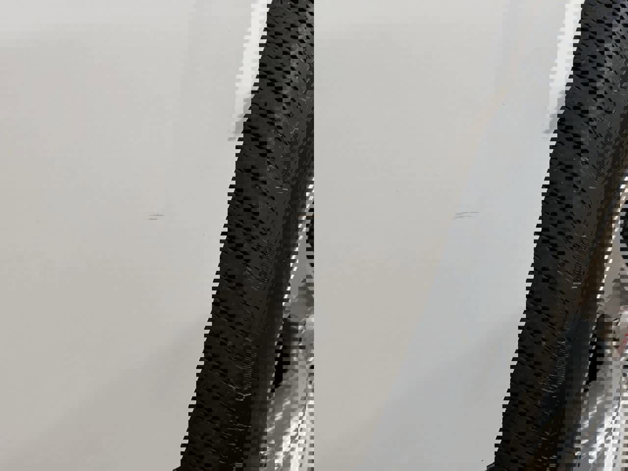 Used 2021 GMC Yukon Denali w/ Denali Premium Package image 38