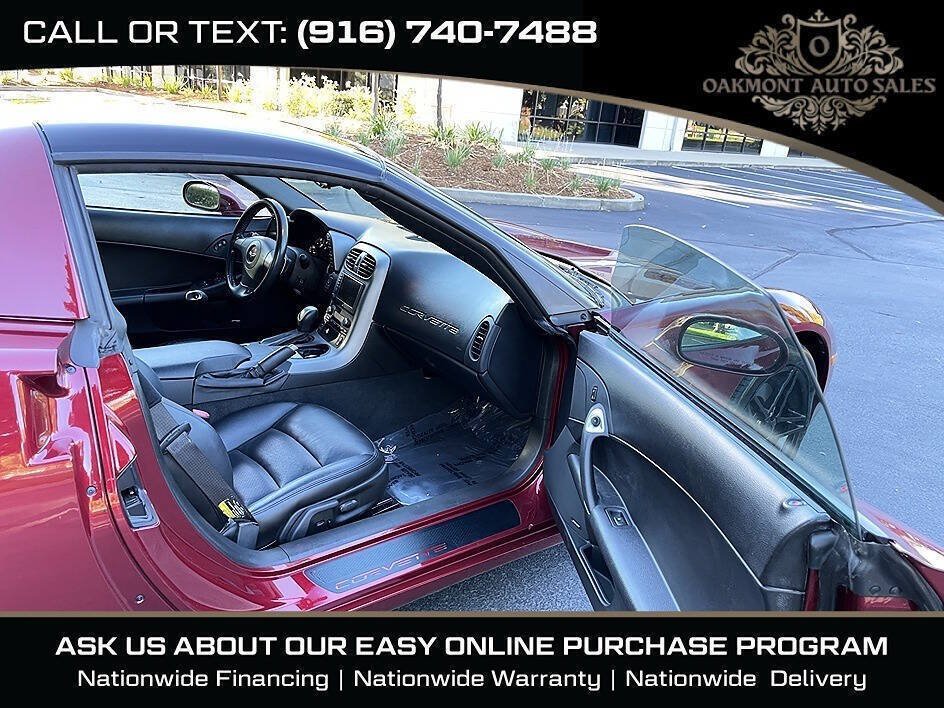 Used 2006 Chevrolet Corvette Coupe w/ Preferred Equipment Group RWD image 14