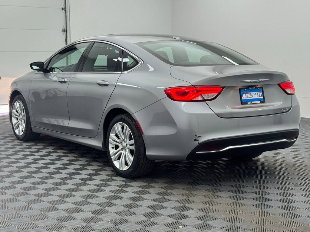 Used 2015 Chrysler 200 Limited w/ Convenience Group FWD image 8