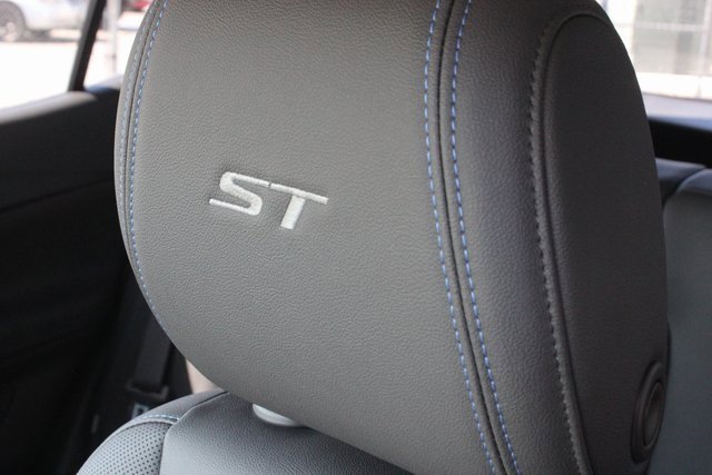 New 2026 Buick Encore GX Sport Touring w/ Experience Buick Package image 5