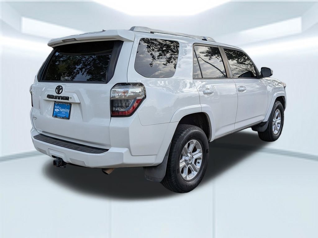 Used 2018 Toyota 4Runner SR5 image 6