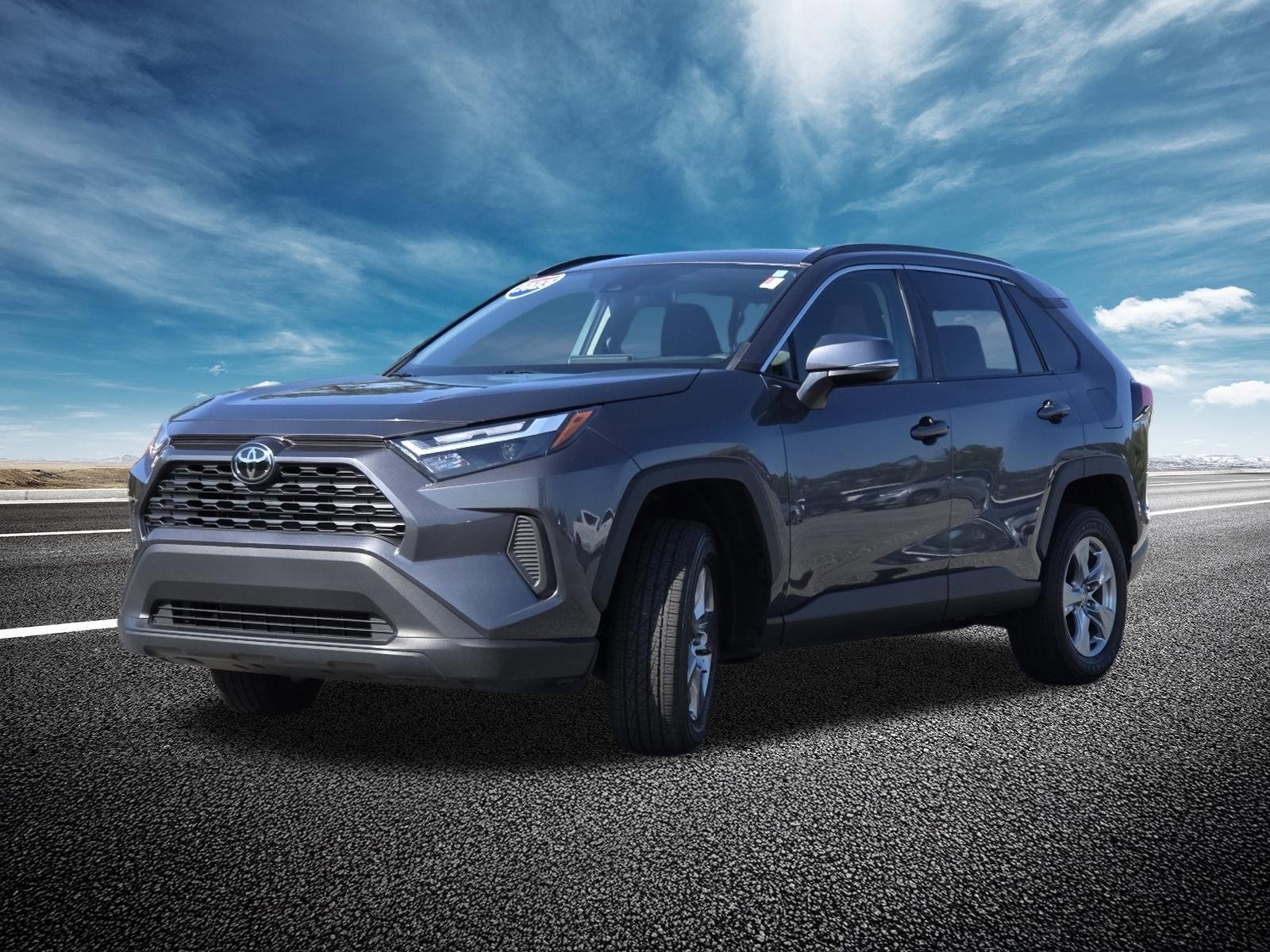 Used 2023 Toyota RAV4 XLE w/ Convenience Package image 14