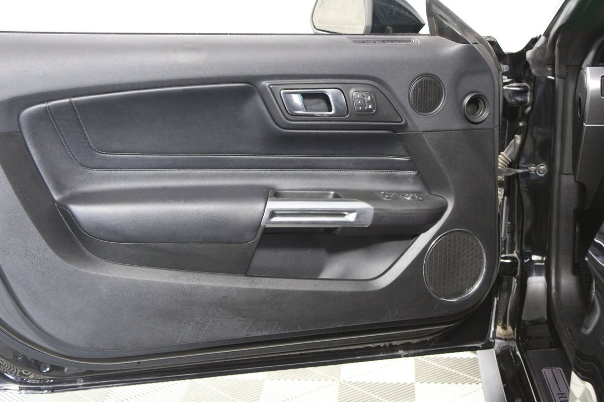 Used 2019 Ford Mustang Bullitt w/ Bullitt Electronics Package RWD image 10