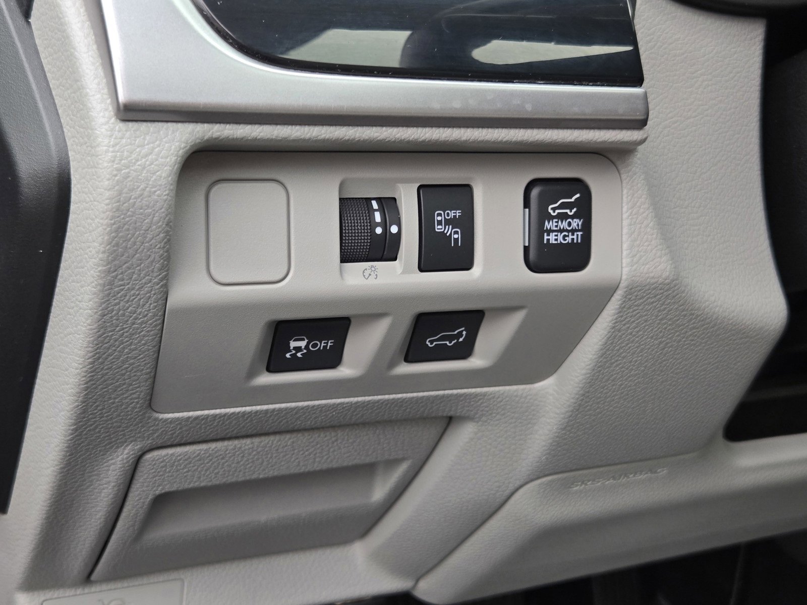 Used 2017 Subaru Forester 2.5i Limited image 18