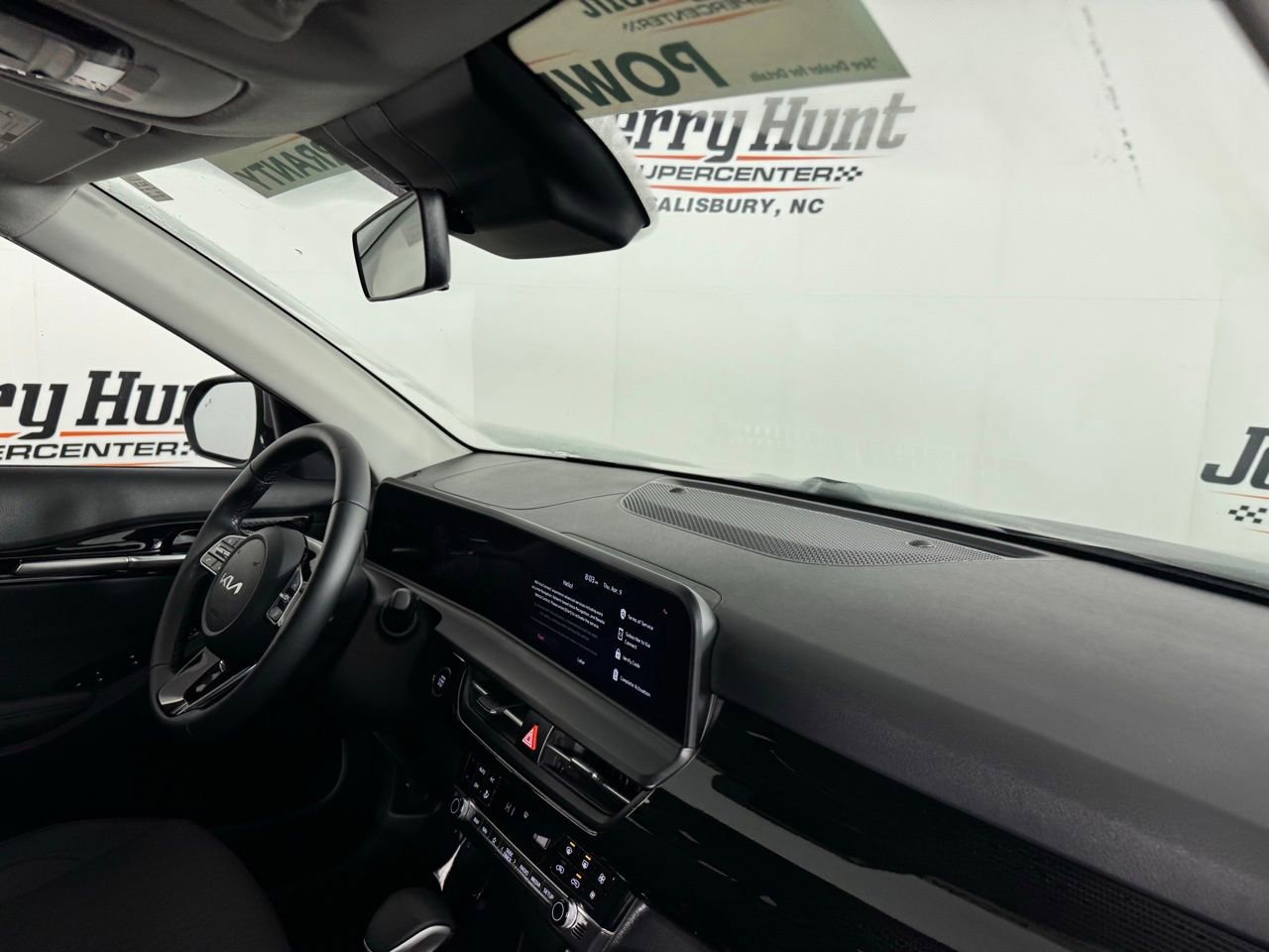 Used 2024 Kia Seltos S image 30