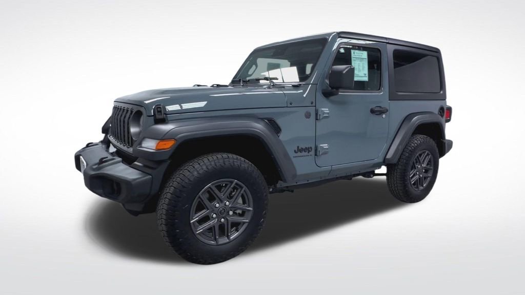 Used 2025 Jeep Wrangler Sport image 18