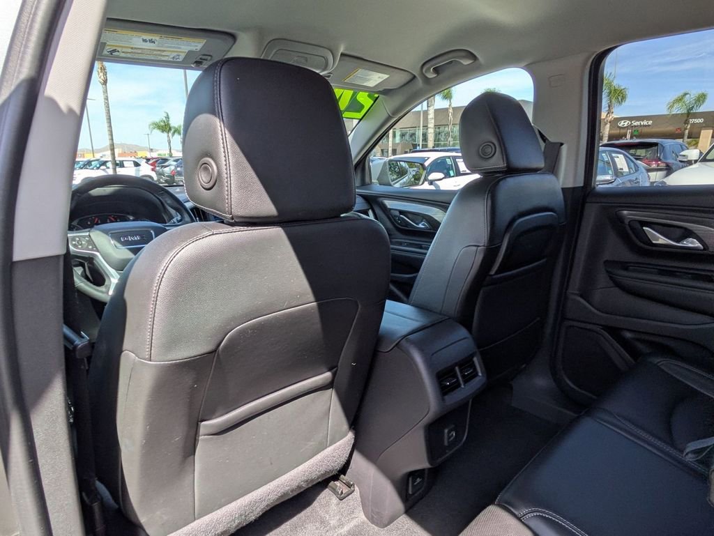 Used 2024 GMC Terrain SLT AWD/4WD image 25