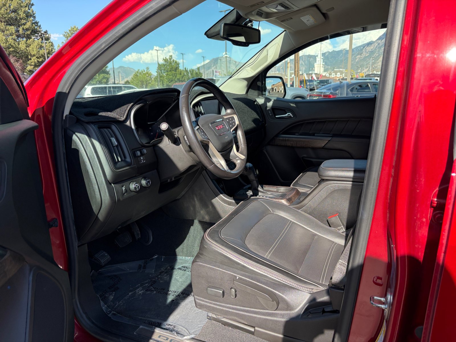 Used 2021 GMC Canyon Denali AWD/4WD image 10