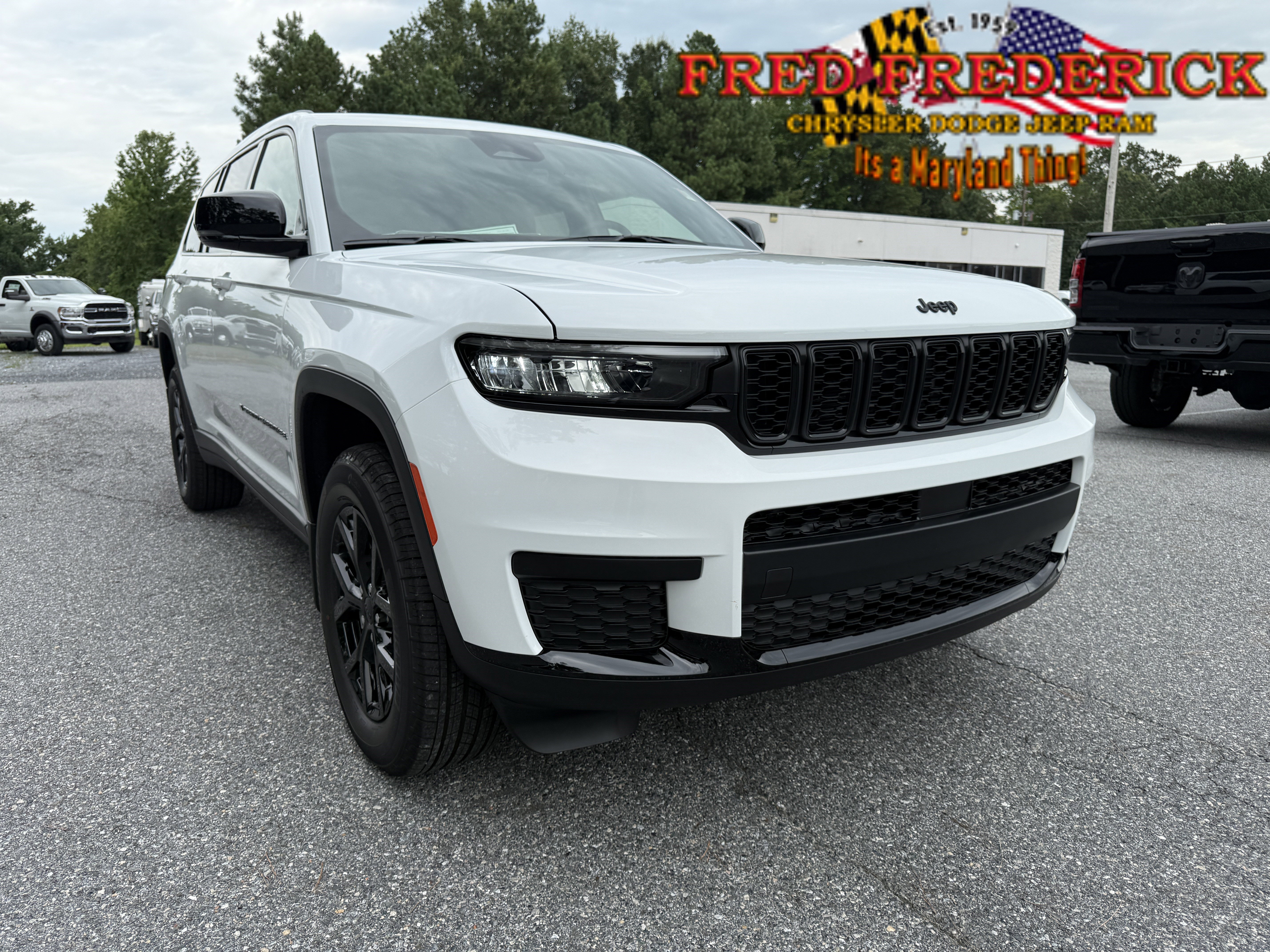 New 2025 Jeep Grand Cherokee L Altitude