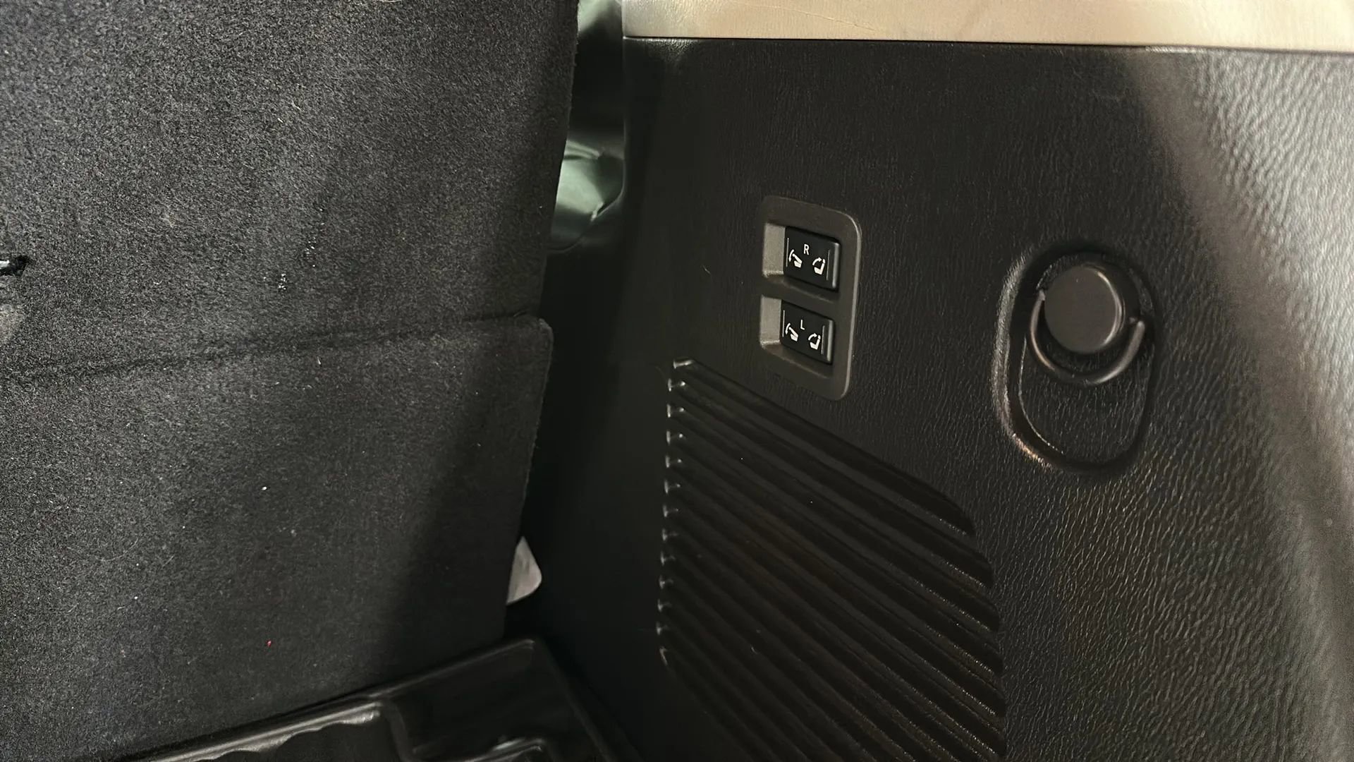 Used 2019 INFINITI QX80 Luxe w/ 22" Wheel Package image 17