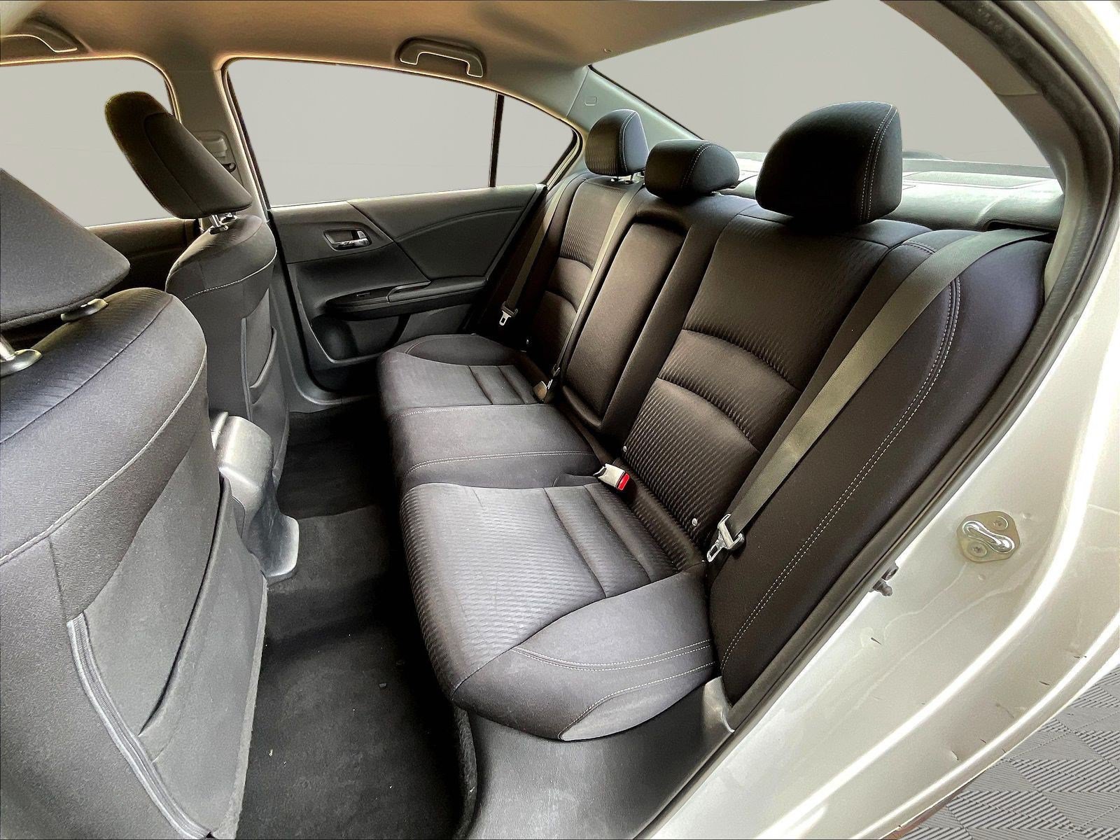 Used 2015 Honda Accord Sport image 21