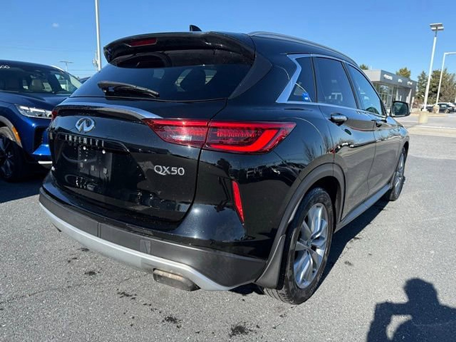 Used 2019 INFINITI QX50 Luxe w/ Navigation Package image 13