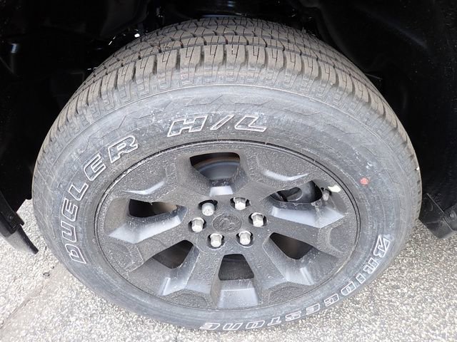 New 2026 RAM 1500 4x4 Crew Cab image 11