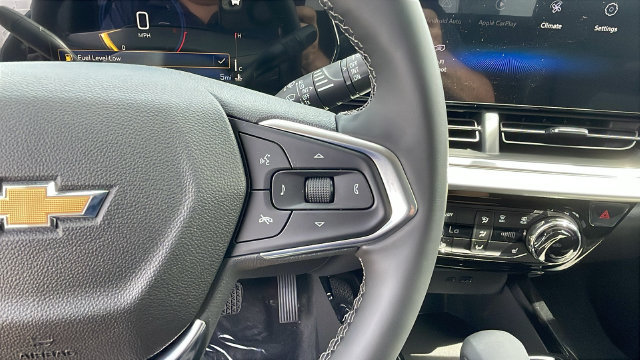 New 2026 Chevrolet Trax LT w/ LT Convenience Package FWD image 24