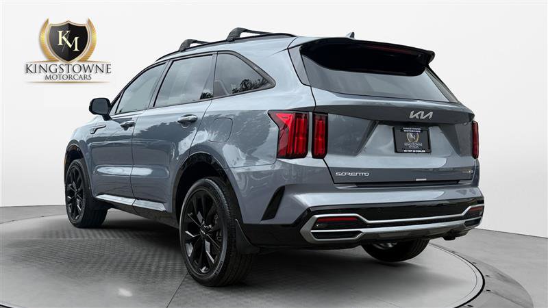 Used 2023 Kia Sorento SX AWD/4WD image 3