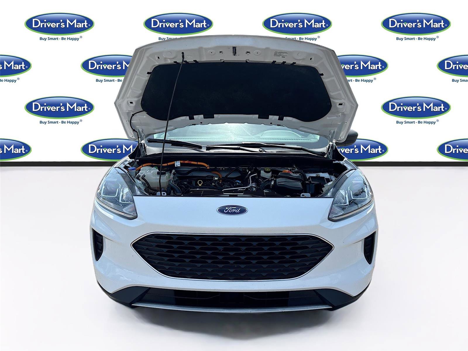 Used 2022 Ford Escape SE w/ Cold Weather Package FWD image 32