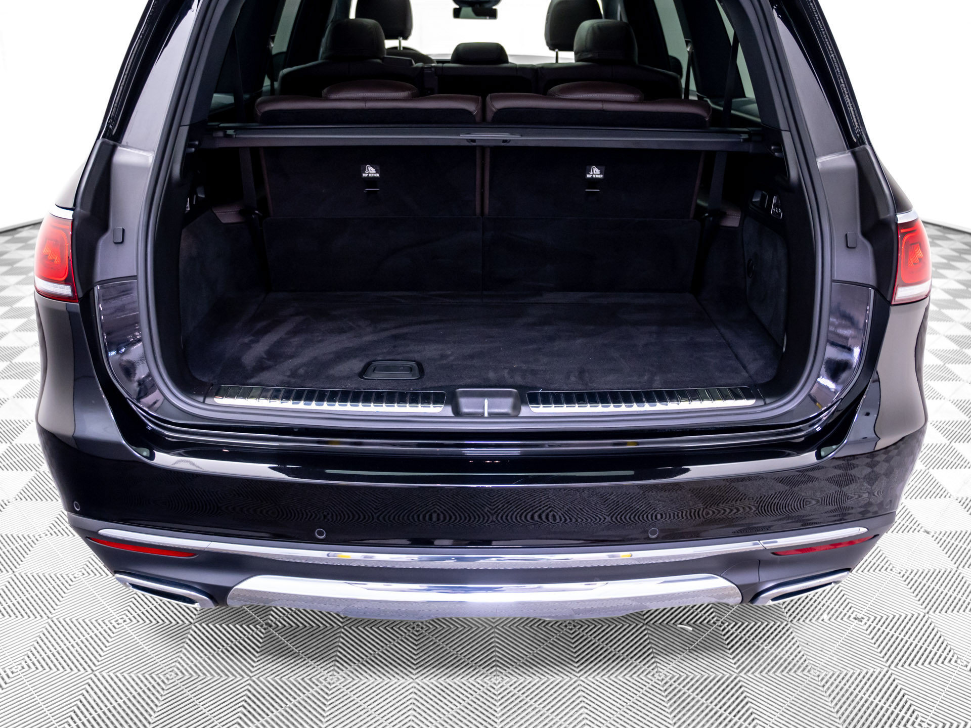 Used 2023 Mercedes-Benz GLS 450 4MATIC image 34