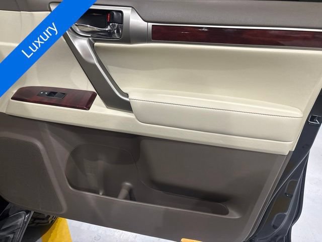 Used 2012 Lexus GX 460 AWD/4WD image 32