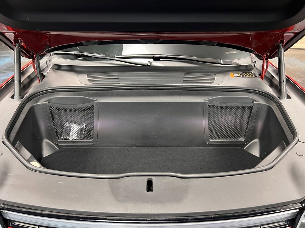 Used 2025 Rivian R1S Adventure image 21