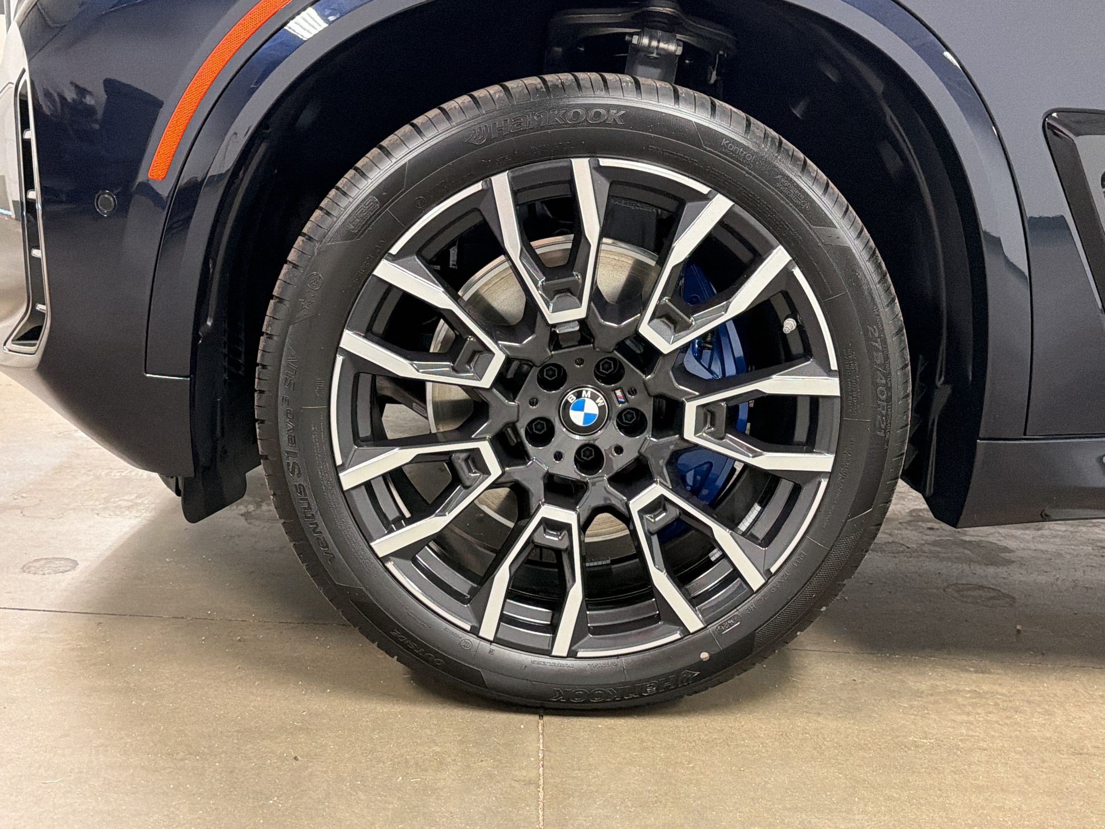 New 2026 BMW X5 sDrive40i w/ M Sport Package RWD image 13