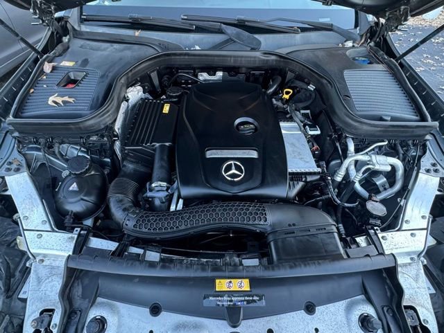 Used 2016 Mercedes-Benz GLC 300 image 2