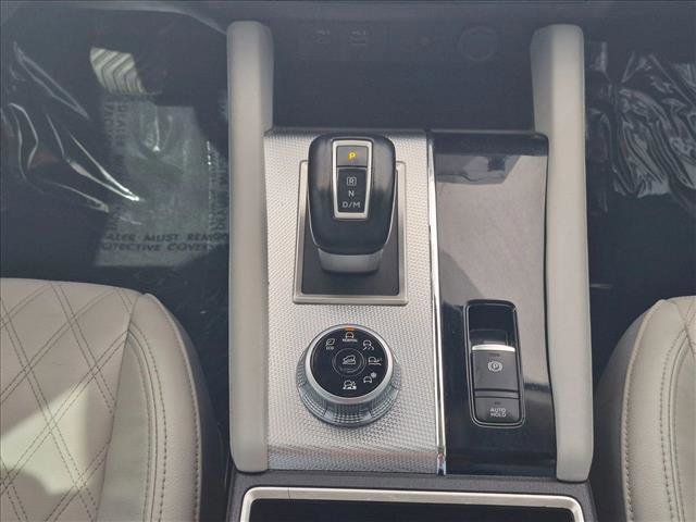 Used 2022 Mitsubishi Outlander SEL image 12