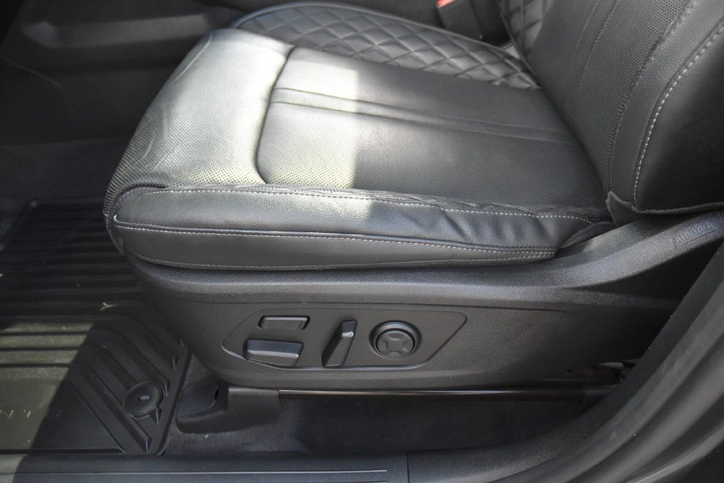 Used 2023 Kia Sorento SX Prestige AWD/4WD image 15