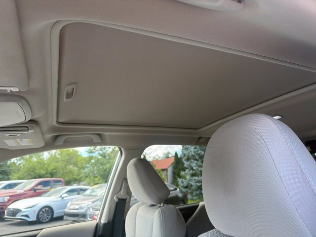 Used 2024 Subaru Forester Premium AWD/4WD image 17