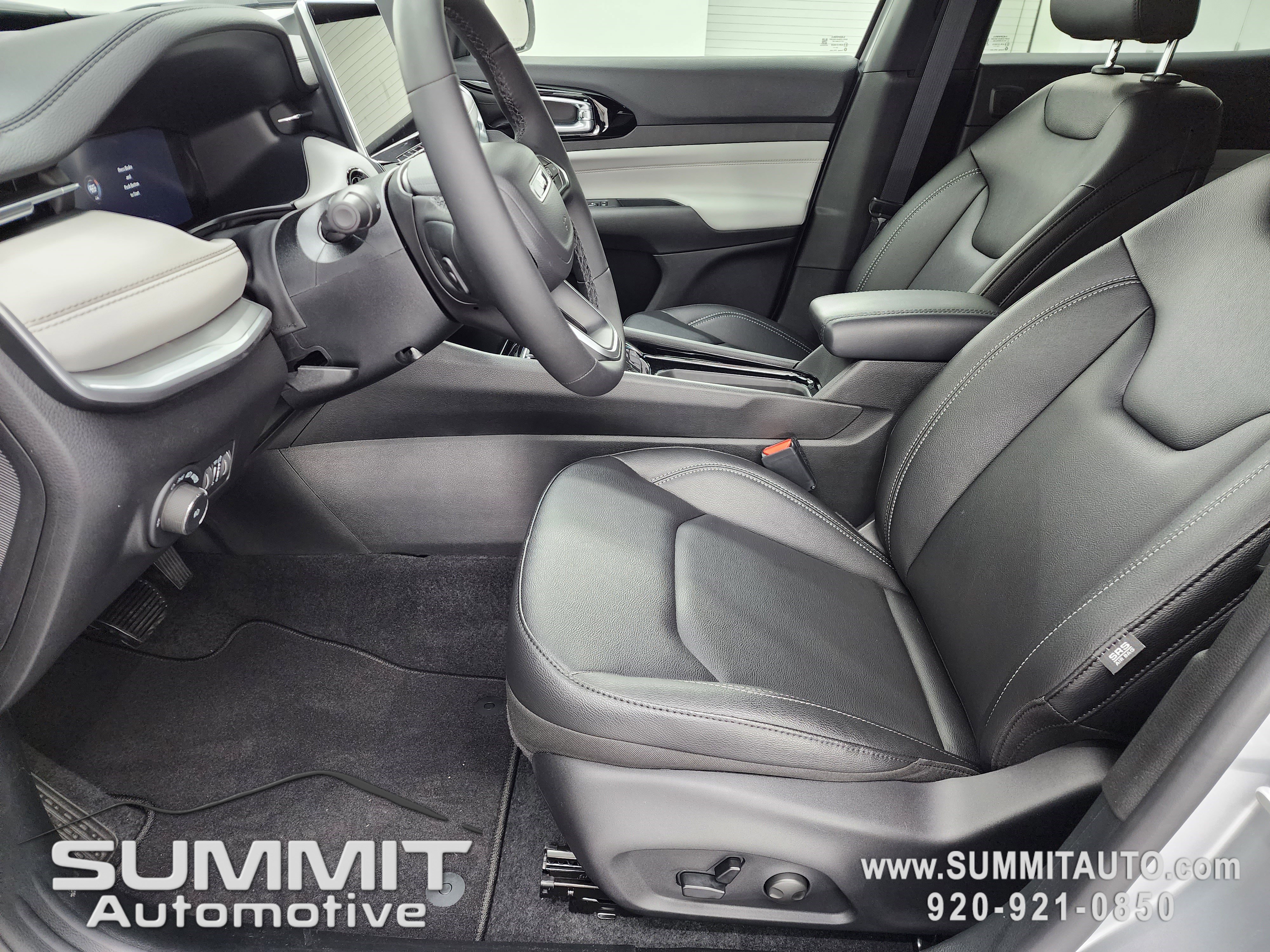 New 2026 Jeep Compass Limited w/ Sun, Sound & Navigation Group image 7