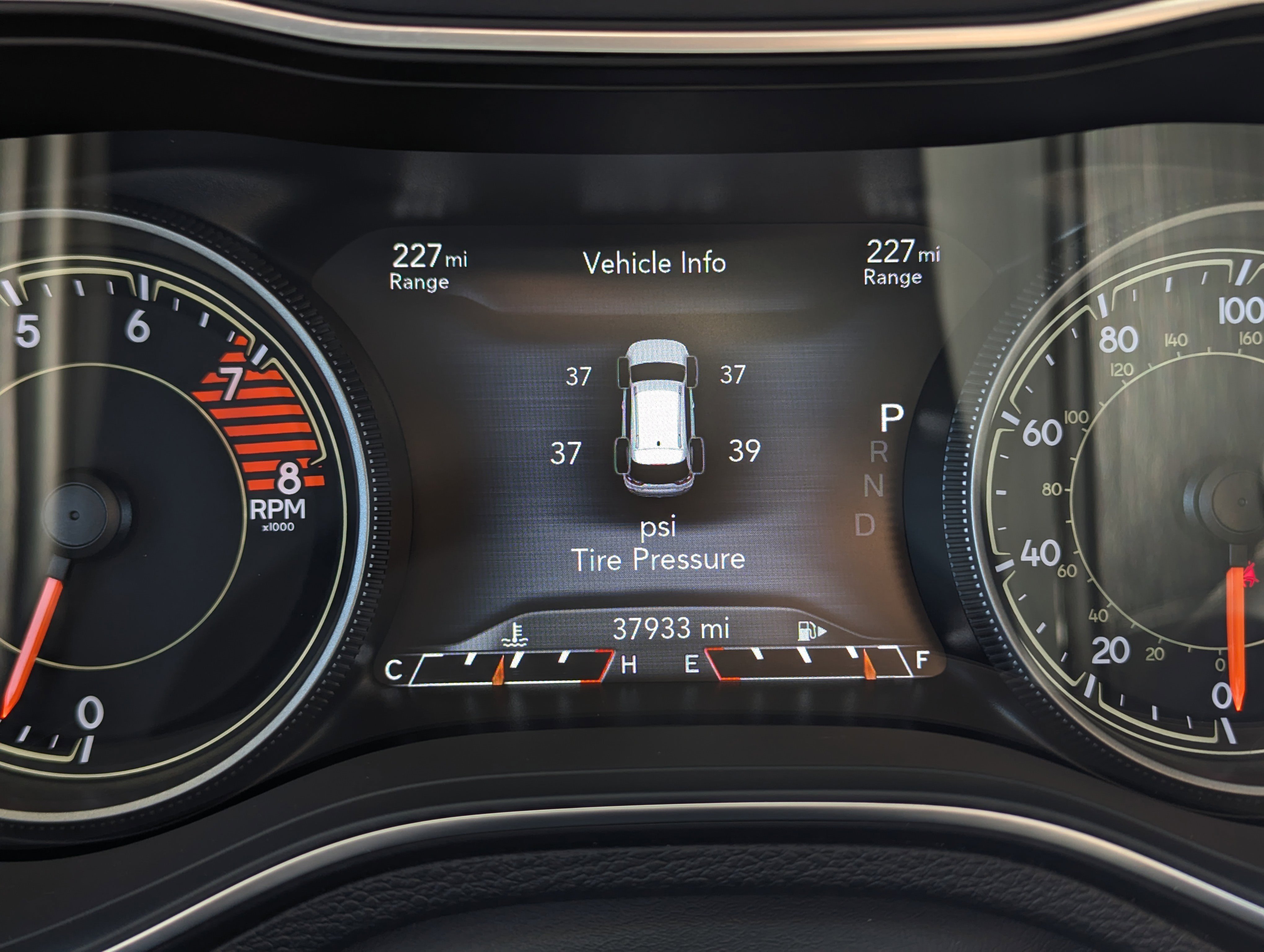 Used 2020 Jeep Cherokee Trailhawk w/ Comfort/Convenience Group image 12