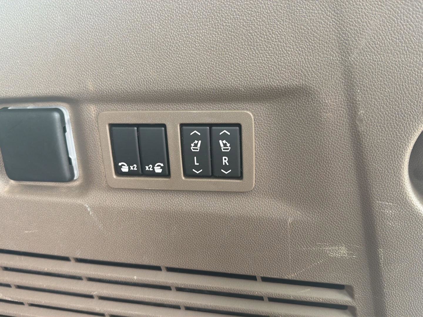 Used 2024 GMC Sierra 1500 AT4X image 26