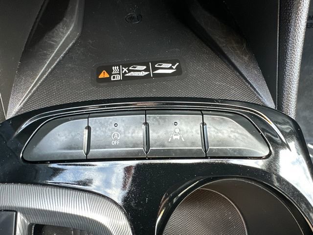 Used 2025 Buick Envista Sport Touring w/ Convenience II Package image 37