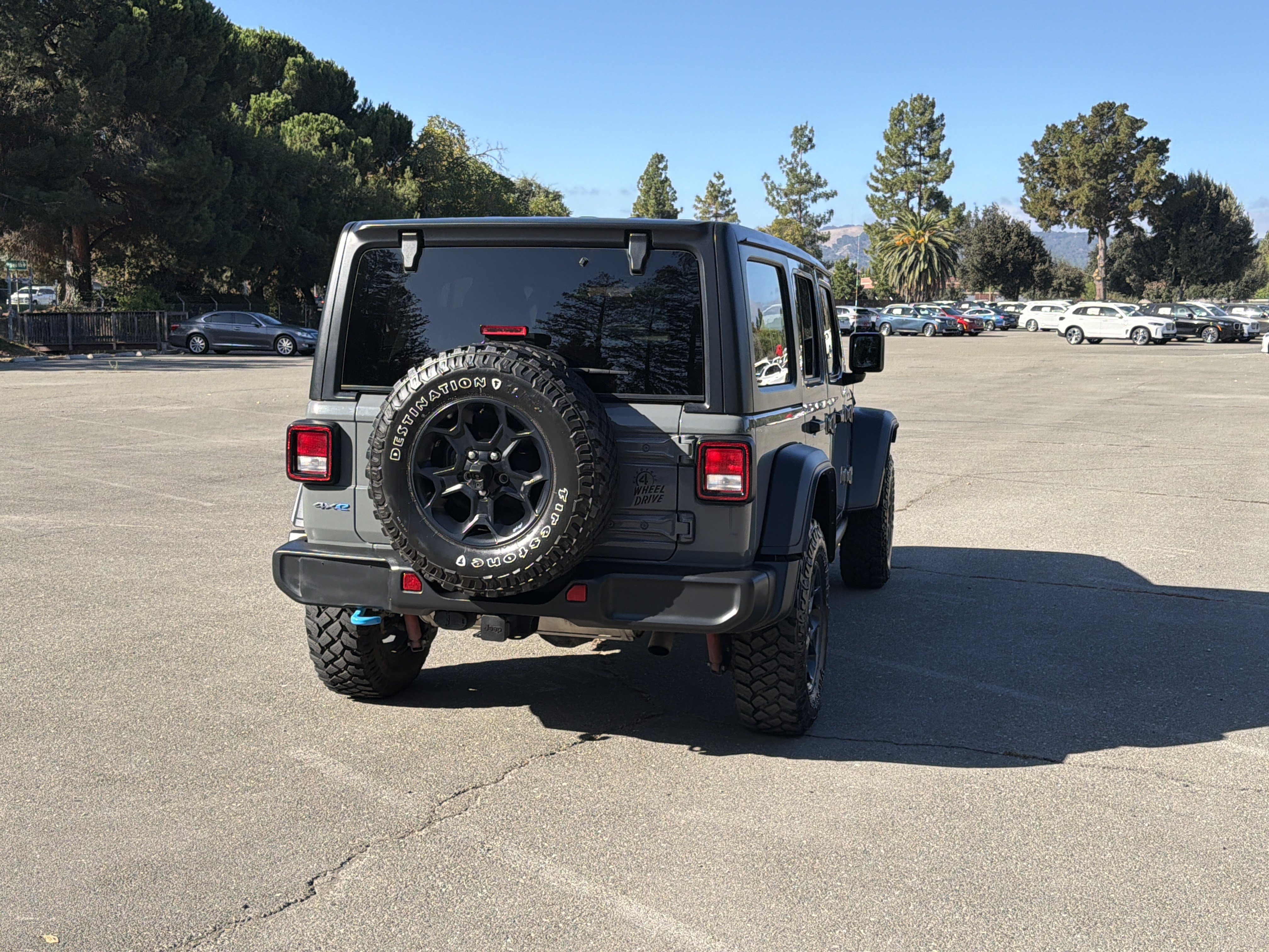 Used 2023 Jeep Wrangler Unlimited AWD/4WD image 17