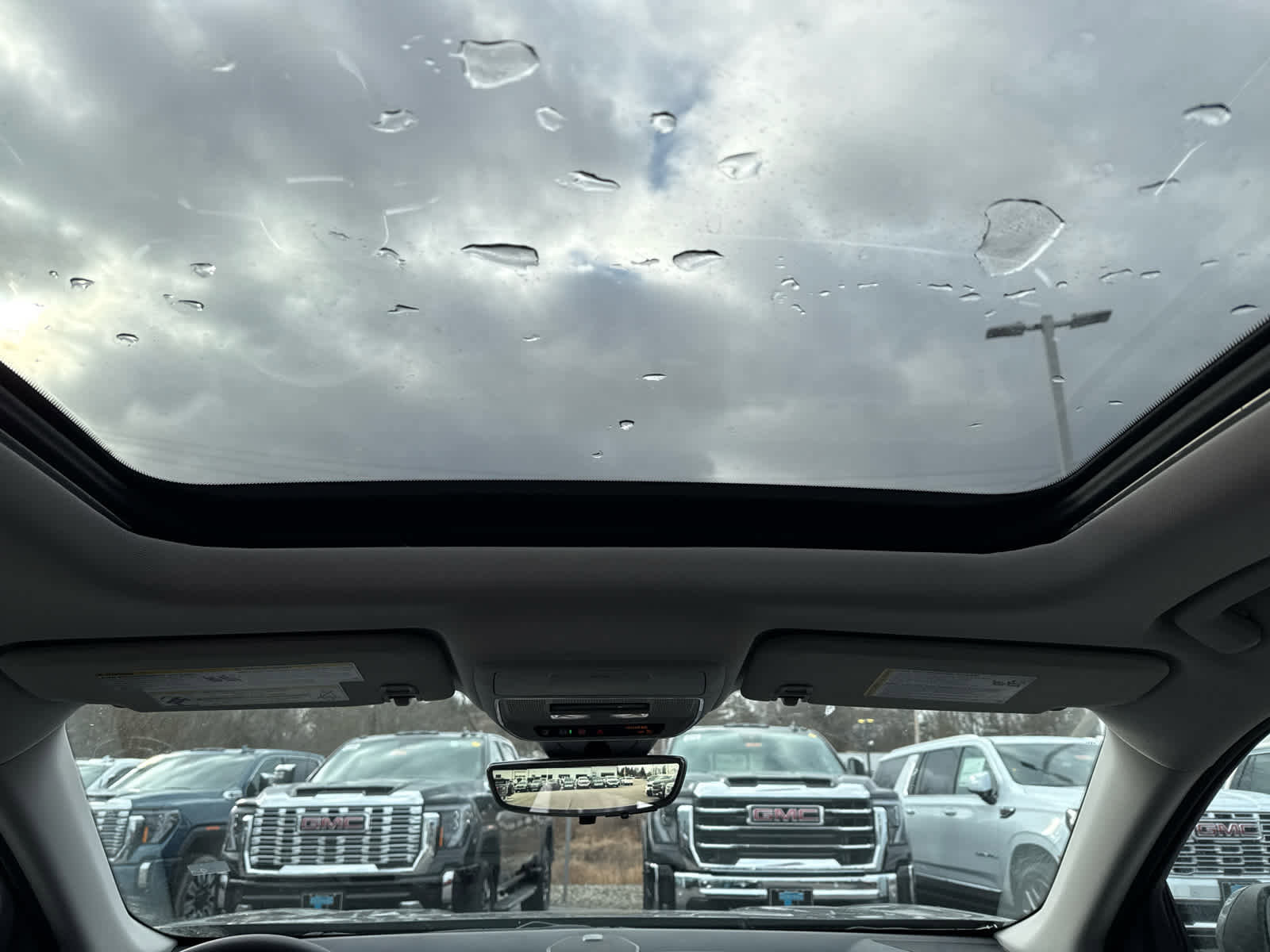 New 2026 GMC Terrain Denali image 17